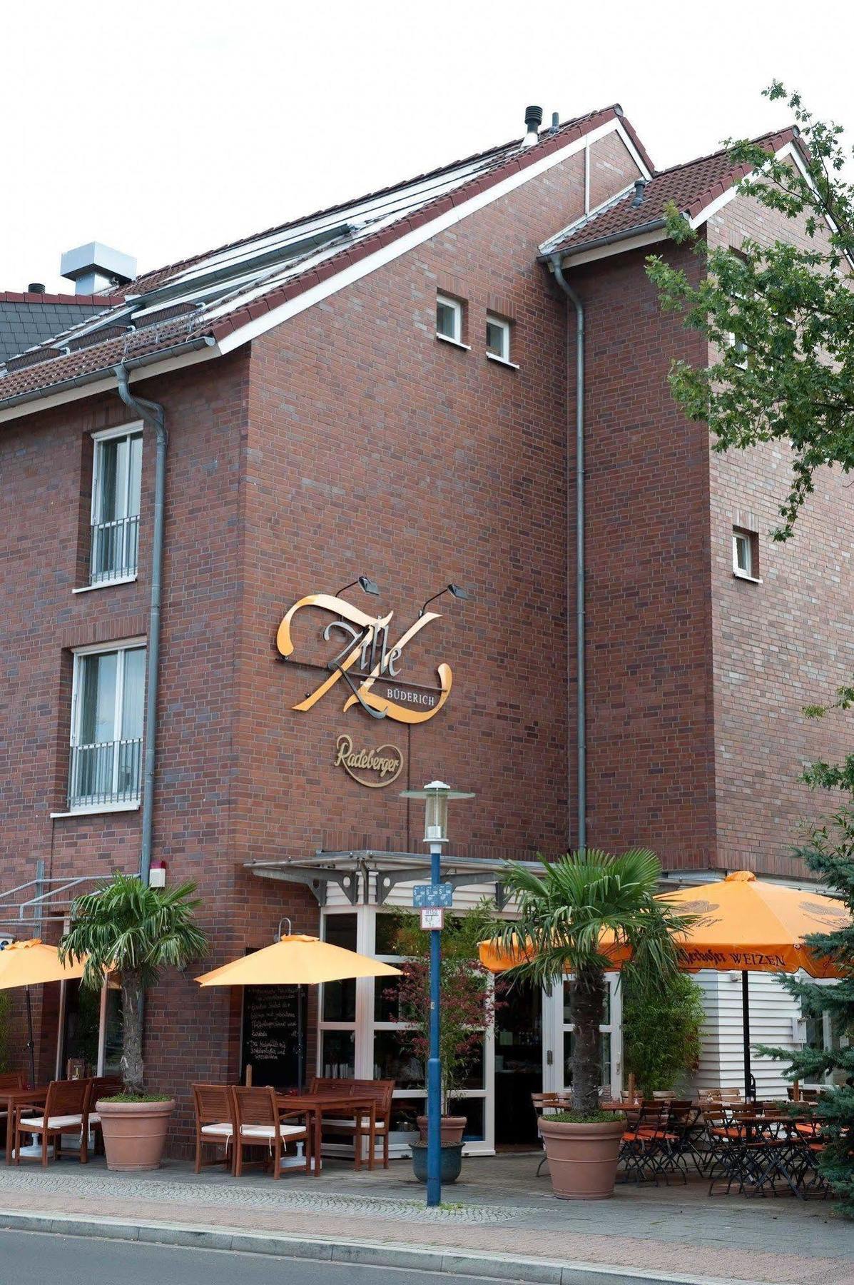 Hotel Zum Deutschen Eck Meerbusch Exterior foto